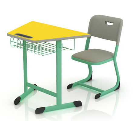 学生の調査のテーブルの机は教室の子供の椅子のための鋼鉄学校家具の金属のテーブルを耐火性にする