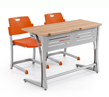 子供の教室の家具の机および椅子学生のテーブルの安い価格のための鋼鉄学校家具